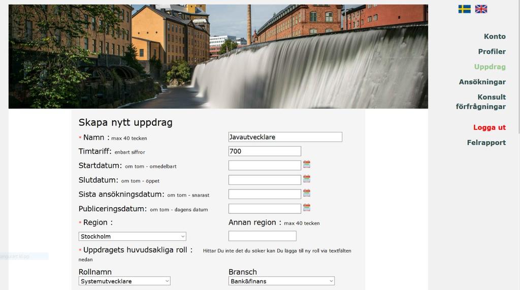 Du måste välja en roll och en bransch ur dropdown-listorna (det första elementet är förhandsvalt), men om du inte hittar vad söker kan du istället föra in en