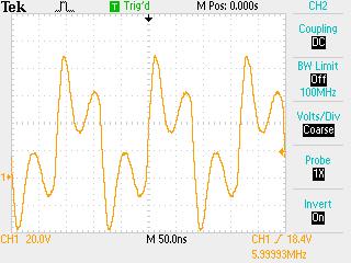 EM4. (Tentamen 2003-12-04) En PIC microcontroller får sin klocka från en integrerad 6.000 MHz kristalloscillator.