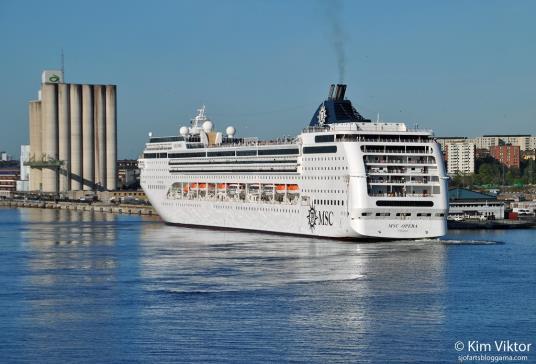 MSC Opera Rederi: MSC Cruises Byggd: 2004 Längd: 275 meter GT: 65 591 Passagerare: 2679 MSC Opera