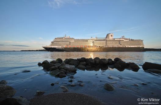 vid Skeppsbron. 2012.08.09. Nautica i Värtahamnen. 2011.07.25.