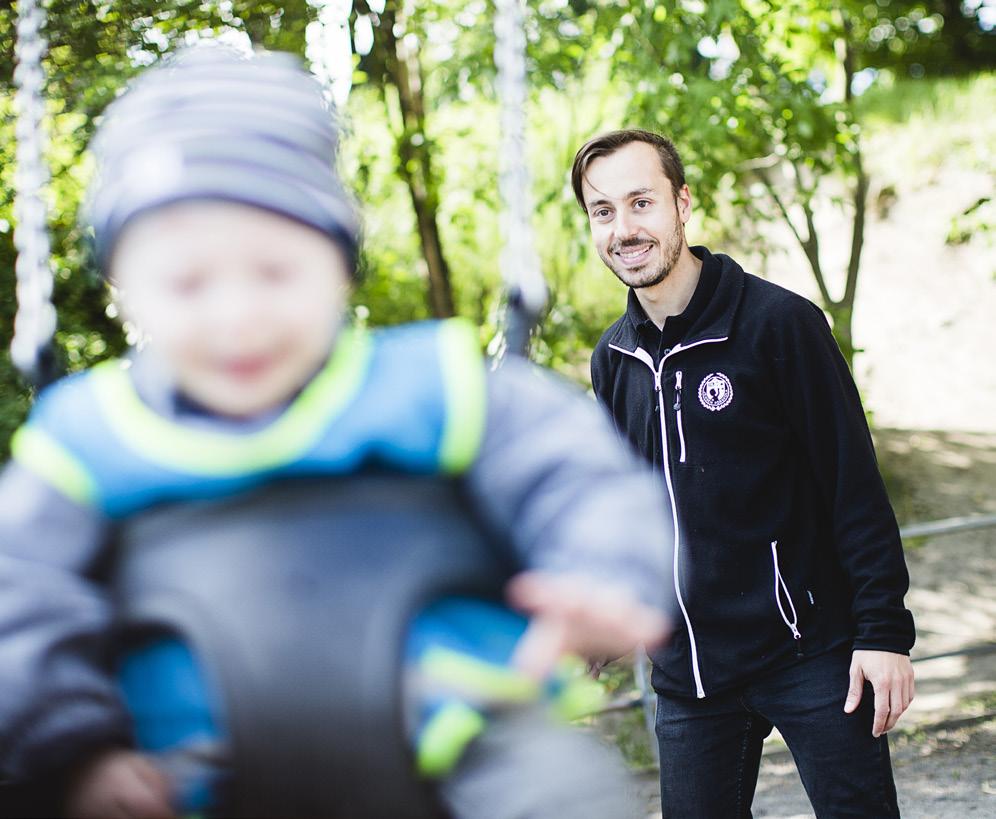 Engagerade pedagoger TRIVSEL & TRYGGHET Ett tydligt ledarskap skapar en barngrupp med stark gruppkänsla där barnen övar på att leda sig själva och varandra.