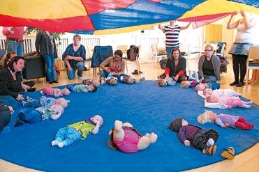 Lysekil - Babycafé På tisdagar och torsdagar är caféet i församlingshemmet öppet särskilt för föräldrar med småbarn, mellan 9.30-12.00.
