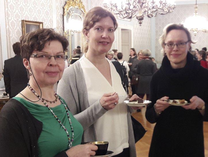 Slafutgivning i Smolna Den 2 februari samlades ett antal inbjudna gäster i statsrådets festlokal Smolna för ett informationstillfälle om den nya upplagan av handboken Svenskt lagspråk i Finland