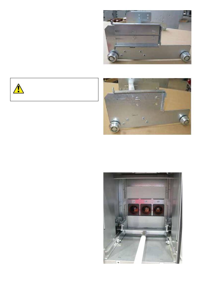 6.2.3 Kabeltest Kabeltest kan utföras genom växelspänning, DC spänning eller växelspänning med mycket låg frekvens (VLF) 0,1Hz. För maximal kabeltestspänning se tabell på nästa sida.