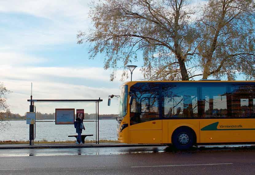 Däremot bör kollektivtrafiken vara ett realistiskt alternativ om man bor i någon av länets större orter och har någorlunda fasta arbetsförhållanden.