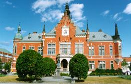 4. DAN JÖNKOPING - STOCKHOLM - UPPSALA Doručak. Nastavak puta uz obalu jezera i preko Nyköpinga prema STOCKHOLMU. Zaustavljanje ispred Gradske vijećnice.