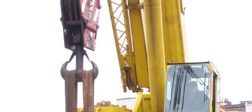 Extraction of 2 MDM piles (1)