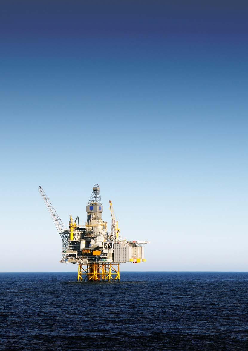 Kort beskrivning om olje- och gasprospektering Olje -och gasindustrins aktörer kan delas in i de som söker, finner och producerar råolja och naturgas samt de som raffinerar och distribuerar oljan i