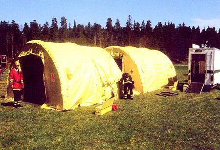 Den är utformad och packad så att den medger arbete på uppsamlingsplats i skadeområde.