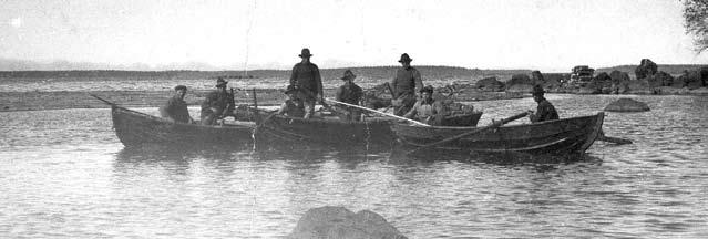 Varpbåten-kelaboåti var en viktig länk i kedjan som höll ihop virkestransporten land vatten. Båten är idag sgs.