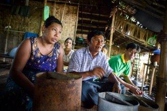 Under fastekampanjen 2016 lyfter Svenska kyrkans internationella arbete därför en av våra grundläggande mänskliga rättigheter: Rätten till mat. MATRÄTTEN Khine Wut Hmone Kyaw är två år gammal.