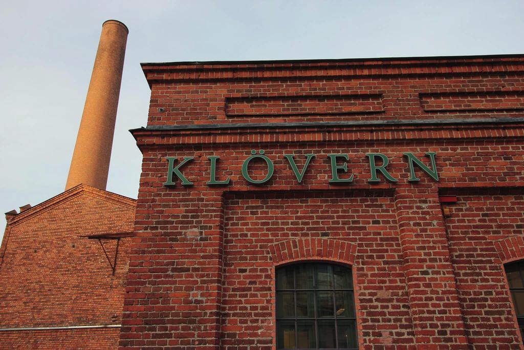 grad och låg ljudalstring vilket är viktigt för Klövern då fläktaggarega- ehovsstyrningen sker genom CO2-detektering och lösningen möjlig- tet är placerat i ett utrymme i närheten av