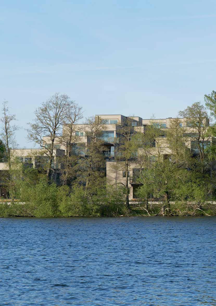STRANDSNÄCKAN 42 LÄGENHETER I MASSIVTRÄ, INFLYTTNING MAJ 2017 GBJ Bygg har i samarbete med Batten Fastighets AB uppfört 42 exklusiva bostadsrätter precis intill Växjösjön.