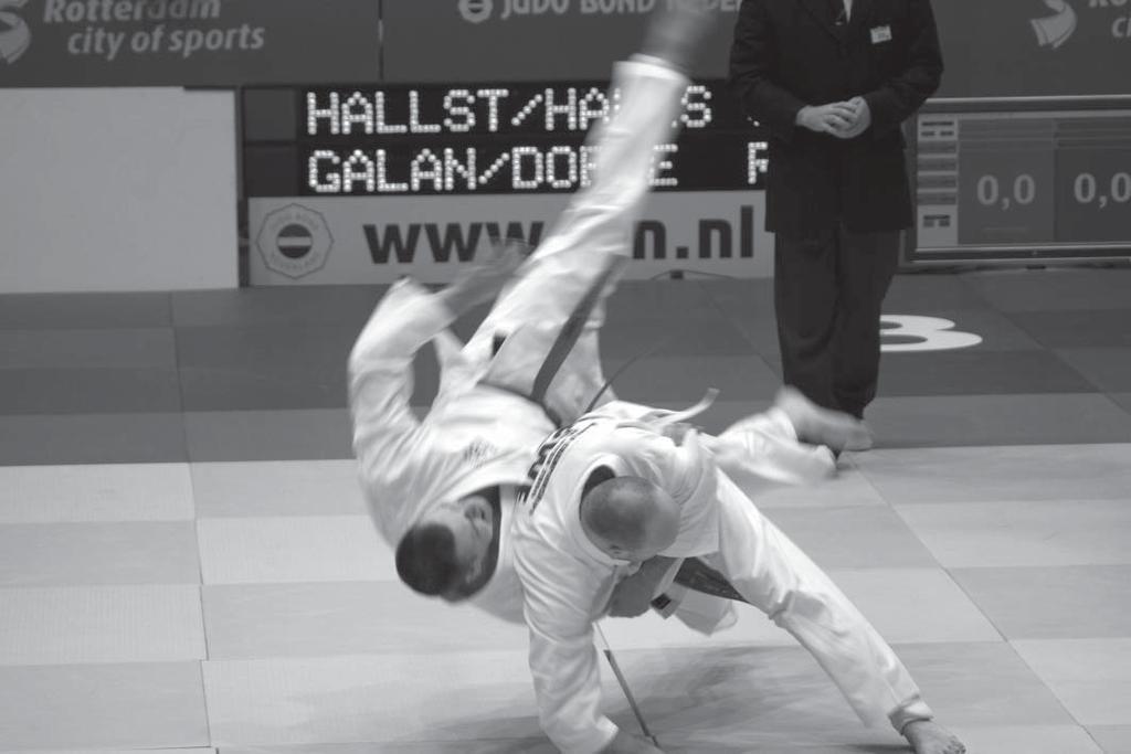 Duobröderna Björn och Joakim Hallstig under tävling i VM 2006.