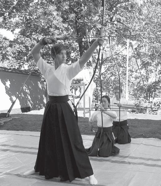 Läger med Yamauchi-sensei på Bosön Med stöd av Riksidrottsförbundets elitsatsning hade svensk naginata besök av Sachiko Yamauchi, kyoshi.