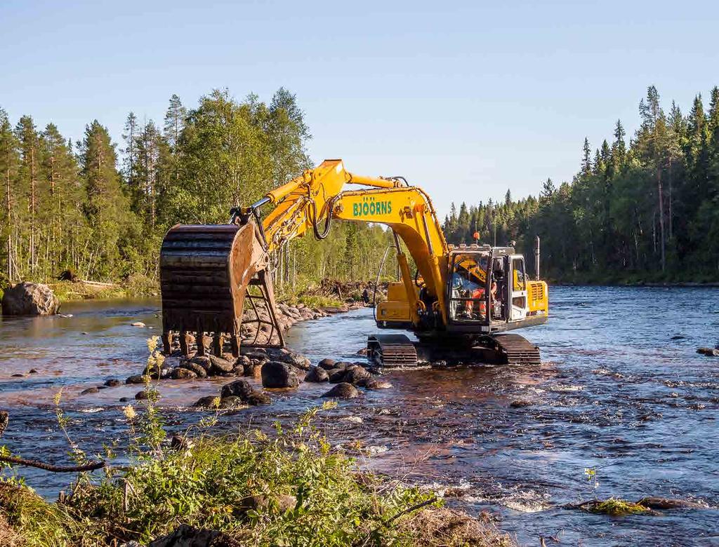 Karlsbäcken är biflöde till Lögdeälven och utgör målområde för kalkning. Återställningen påbörjades 14 och kommer att slutföras 16 eller 17.