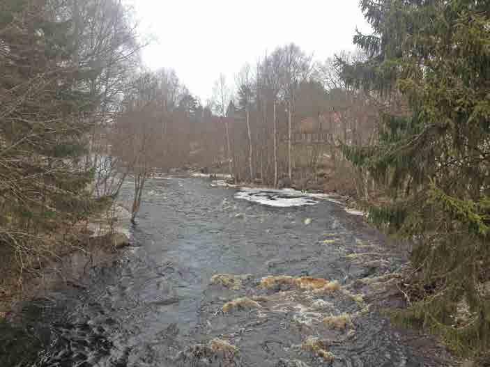 Beskedliga flöden under hösten Det mest omfattande regnområdet under hösten inkom över länet september och gav närmare 6 mm fram till 18 september.