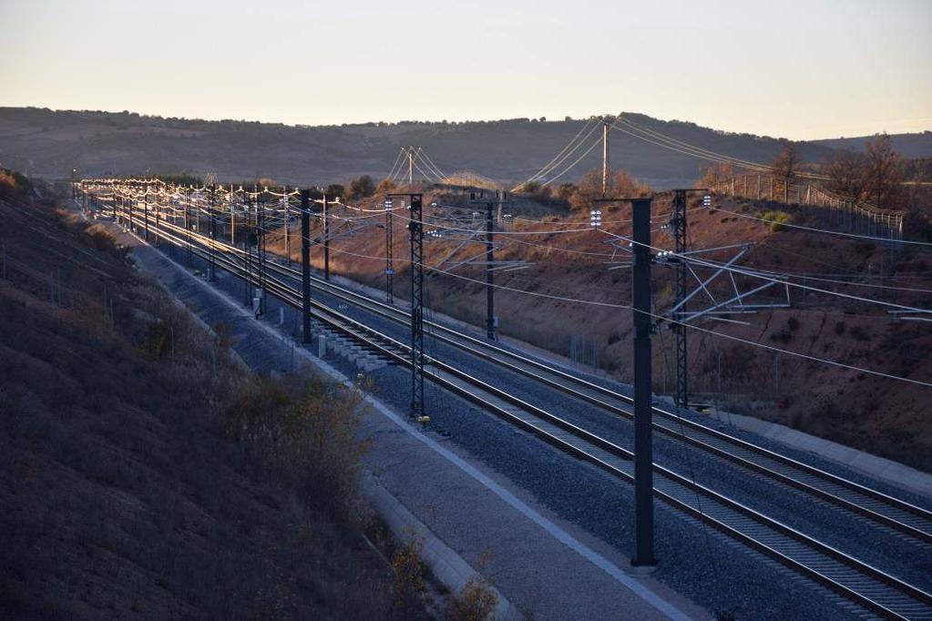 6. Krav och riktlinjer Den framtida höghastighetsjärnvägen planeras för två olika typer av tåg med olika uppehållsmönster och trafikupplägg, vilka linjer som trafikeras och hur ofta.