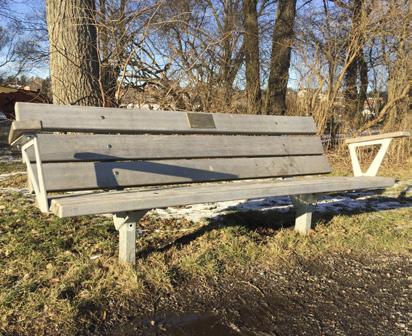 Förening för allas bästa Föreningen har tagit initiativ till en mängd olika åtgärder för Breviks och Högbergas bästa som ofta staden på ett mycket förtjänstfullt sätt har hjälpt till att utföra eller