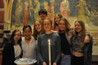 assisi terminsgrupper De två grupperna har separata träffar, den ena i Nacka kyrka och den andra i Fisksätra kyrka. Resan kommer grupperna att göra samtidigt.