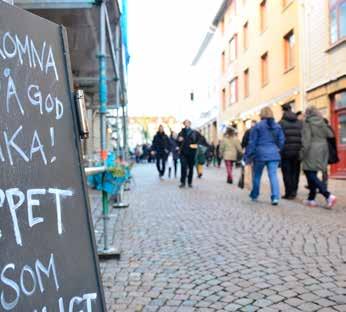 flerfamiljshus, t ex Biskopsgården och typiska villaområden, t ex Askim. Resultaten visar att oavsett område uppskattas möjligheterna att gå i närheten av sin bostad.