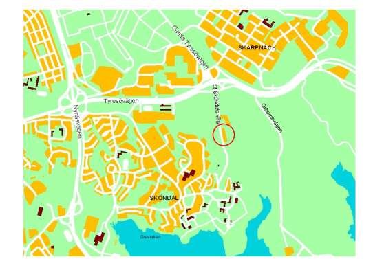 Det finns en brunn som några av verksamheterna får vatten ifrån och några har tillgång till torrdass. Det finns inget avlopp. Verksamheten ligger på ett område där det tidigare legat en soptipp.