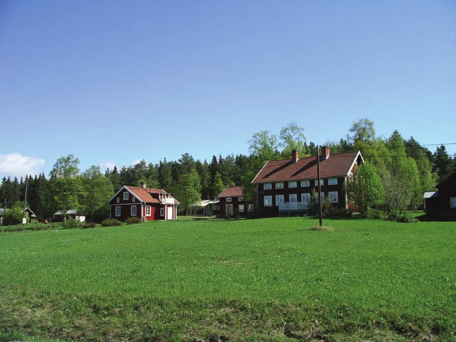 38 När det gäller bostadssituationen för flyktingar bedömer Åre kommun möjligheterna som ganska svåra och i Östersunds kommun som mycket svåra att tillgodose behovet av bostäder för flyktingar.