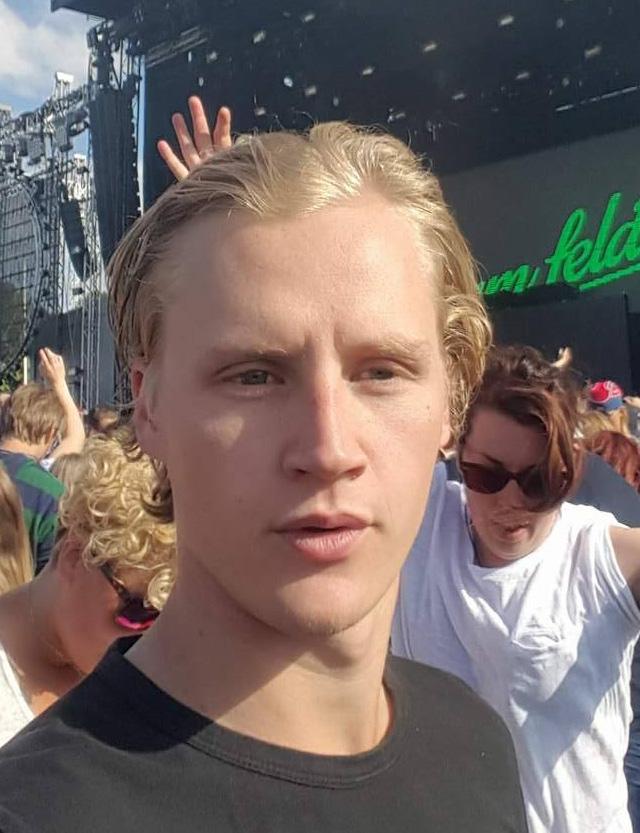 Erik Inghammar, Suppleant 1. Jag började mitt 4H-äventyr som sju-åring. Senare har jag suttit i Älvsborgs läns styrelse och just nu sitter jag i valberedningen för Älvsborgsläns 4H.