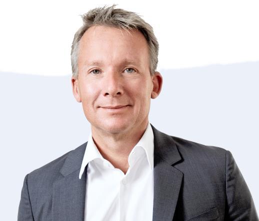 Historiskt har importörer och återförsäljare samarbetat; importörer med agentur för ett bilmärke och återförsäljare som säljer bilarna.