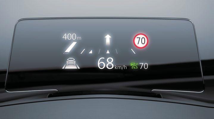 O P T I M U M CX-3 UTRUSTNING I TILLÄGG TILL VISION: TILLVAL: 18 lättmetallfälgar i Gun Metal Sidolister i krom Klädsel i textil/konstskinn Växlingspaddlar (endast automat) Active Driving Display i