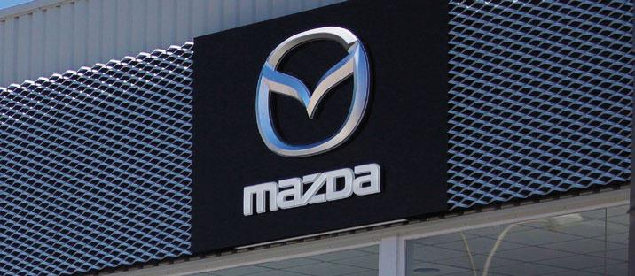 V Å R T L Ö F T E T I L L D I G O C H D I N M A Z D A MY MAZDA-APPEN Hämta appen My Mazda. Exklusivt utformad för Mazda-ägare.