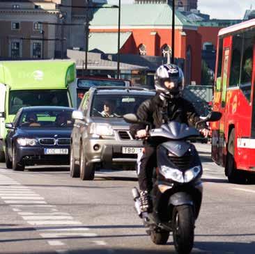 1 Bakgrund och syfte Sedan 1988 har VTI genomfört årliga observationsstudier av cyklisters hjälmanvändning i Sverige, de första åren på uppdrag av NTF och dåvarande Trafiksäkerhetsverket (TSV).