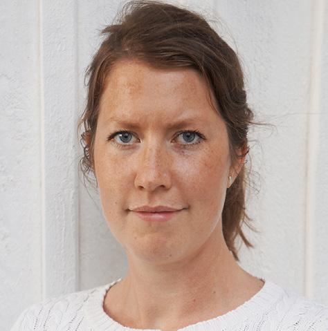 Anna Hellberg är legitimerad psykolog och blivande psykologspecialist i förskolepsykologi. Anna arbetar som förskolepsykolog i Trelleborgs kommun, med konsultation, fortbildning och utvecklingsarbete.