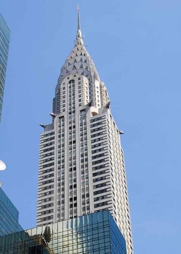 Golvet är rummets själ Ett praktexempel på den långsiktiga hållbarheten är Chrysler Building i New York som invigdes 1930.