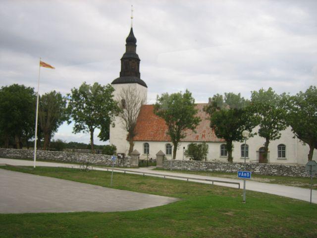 Bergmans hus i Dämba med kalkstensmurar som det fanns gott om Ingmar Fårösunds kyrka där Ingmar