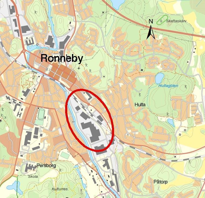 M:\3155\10224028 - Kilen, Ronneby\9_Leverans\ 2 OMRÅDESBESKRIVNING 2.1 Lokalisering Det aktuella området ca 4 hektar stort, beläget centralt i Ronneby, sydost om järnvägsstationen, se figur 2.