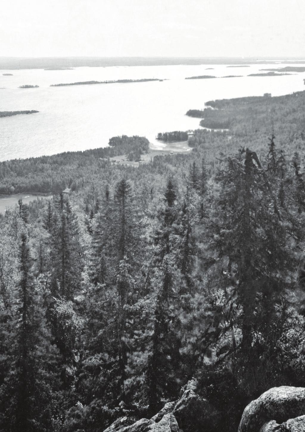 Sibelius Finland Vy från berget Koli Helsingfors stadsmuseum Jean Sibelius reste flitigt både i Finland och utomlands ända fram till 1920-talet, inte bara för att studera och ge konserter, utan också