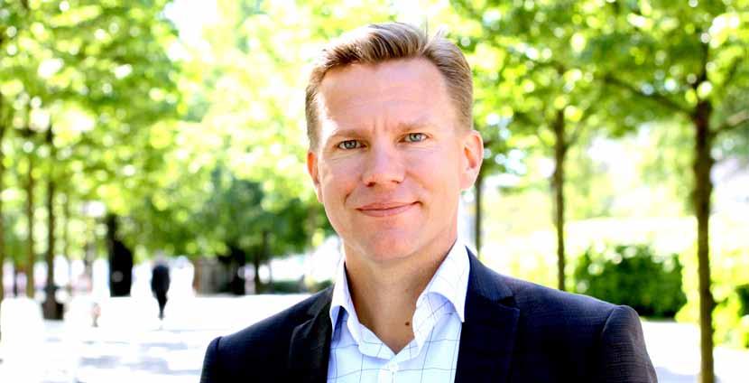PRIVATEKONOMEN SEB:s privatekonom, Jens Magnusson: Ska sparpengarna gå till fonder eller till amorteringar?