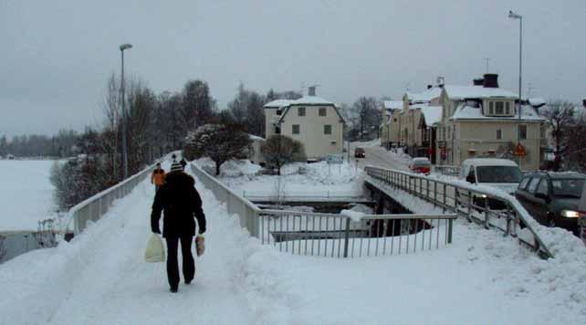 2.4 MILJÖ 2.4.1 LANDSKAPSBILD Utredningsområdet omfattar flera olika typer av landskapskaraktärer. Den börjar med tätorten Ockelbo i söder och övergår sedan till ett mer öppet jordbrukslandskap.