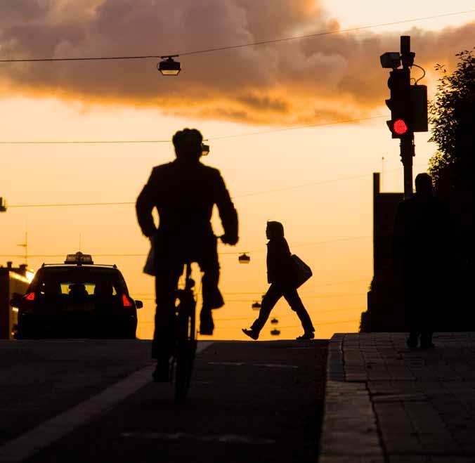 Transportpolitiska mål Trafiksäkerhet På motsvarande sätt har det gjorts 370 verifierade kontroller av att säkerhetsreglerna har följts på järnväg.