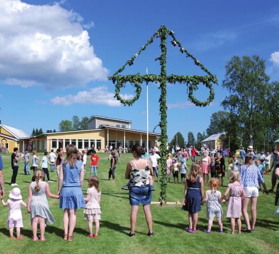 Juni Pingstkonferensen - Vår vän den Helige Ande Talare: Niklas Piensho arr: Piteå kristna råd Fredag 2/6 19.00 Gudstjänst - Ge sitt liv för sina vänner 21.