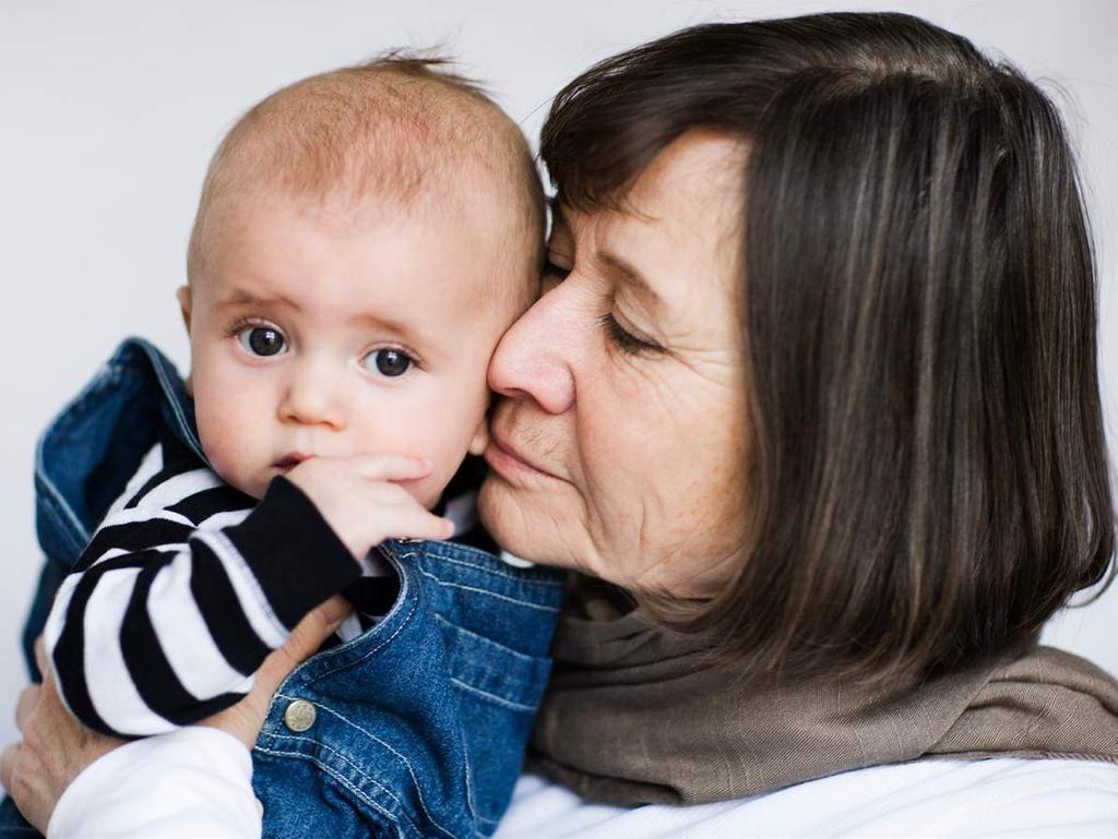 DET HÄR ÄR SECTRA 3 Varför Sectra finns Världens befolkningsutveckling ställer krav på mer och effektivare vård För att bibehålla hög vårdkvalitet trots befolkningsutvecklingen måste sjukvården