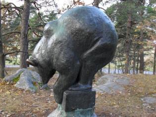 Skolans historia De ledande principerna för skolans arbete äro: Individualiserad undervisning och fri flyttning. Stort utrymme åt praktiskt arbete. Härdande friluftsliv.