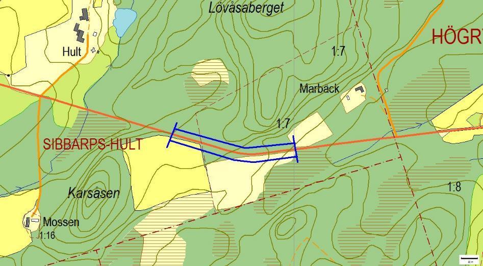 793, Karåsen, SIBBARPS-HULT Motivering: Vägkanter med spridda förekomster av hävdgynnad flora.