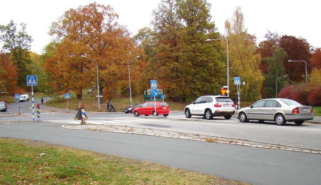 Åsenvägen (från Jönköpings centrum) i körfält 1(höger och rakt fram) och till 0,24 i körfält 2 (rakt fram och vänster) samt till 0,31 för trafik som kommer på Åsenvägen (från Mariebo).