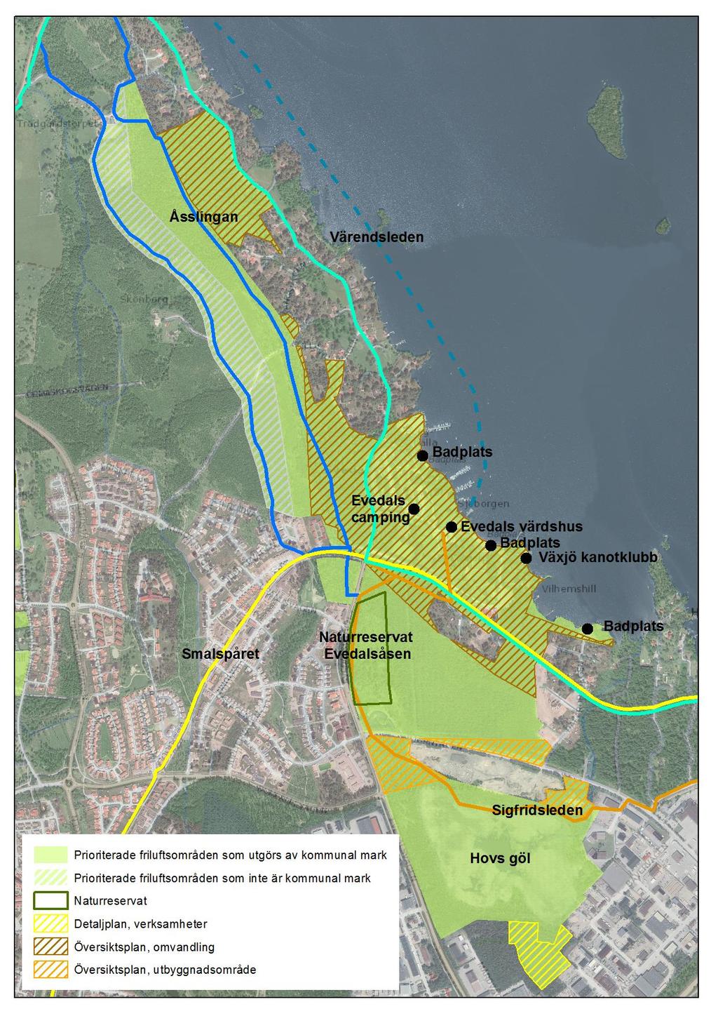 Evedal Helgasjön utgör Evedals främsta dragningskraft med badstrand, hopptorn och stora gräsytor för lek, solbad och andra friluftsaktiviteter i den omgivande naturen.