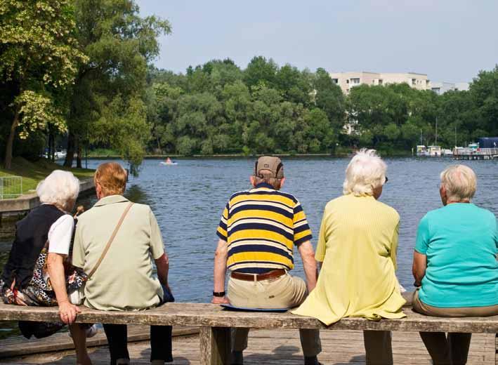 Sommarpromenader med pensionärsföreningarna i Solna Ansvarig för Sommarpromenader inom Äldreforum är: Lars G. Lindström, tfn 073-989 65 51. PRO Råsunda!