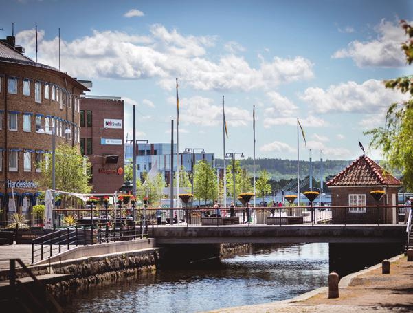 Här brukar besöket i stadskärnan börja när Jönköpingsbor och hitresta samlas till folkfest i city, i samband med marknaden sista