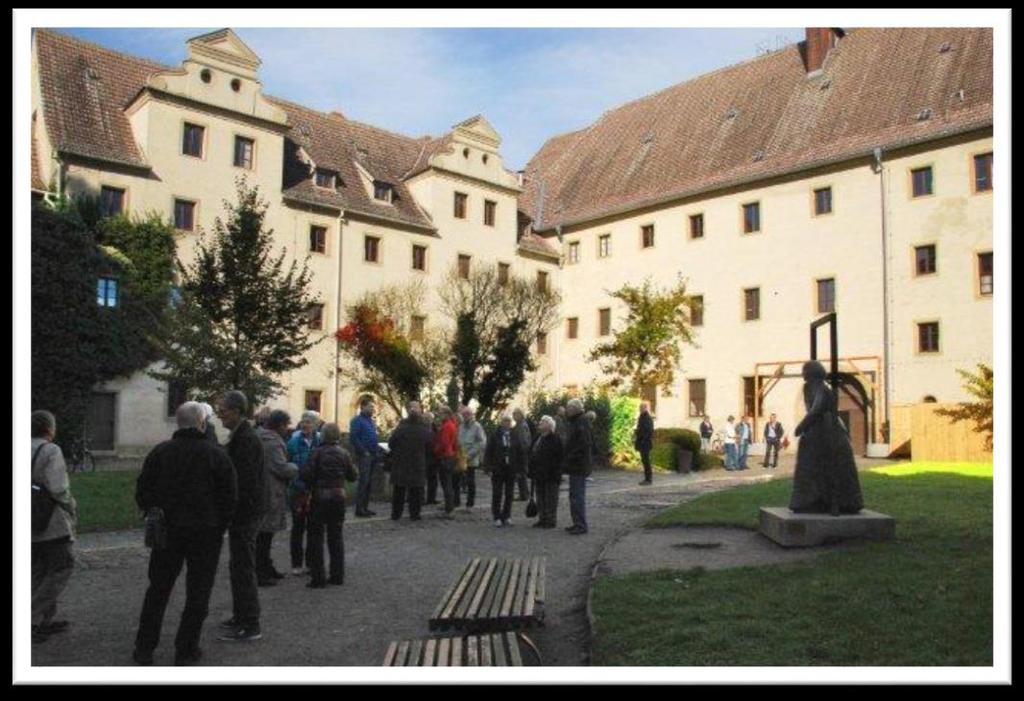 gravar finns. Vi besöker Lutherhuset, ett fint museum som till en del också är det hus där Luther bodde.