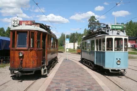 31 - Återkommande evenemang (till exempel marknader i Malmköping, Kolhusteatern i Hälleforsnäs, rabarberfestivalen och Musik på slott och herresäten ) - Olika sommarläger (ridning, fotboll, scouting